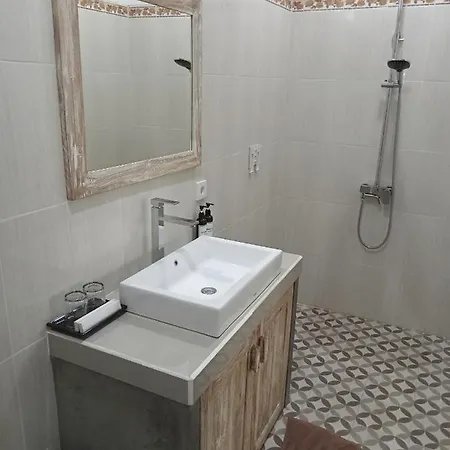 The Ganesha Homestay Canggu Buitenkant foto